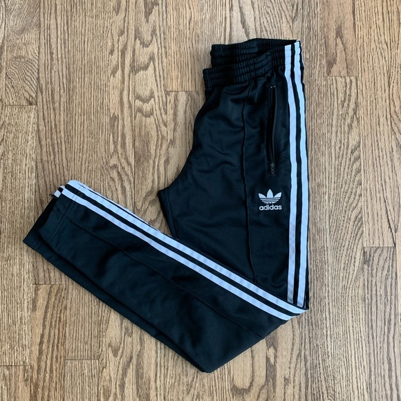 adidas sweatpants girls